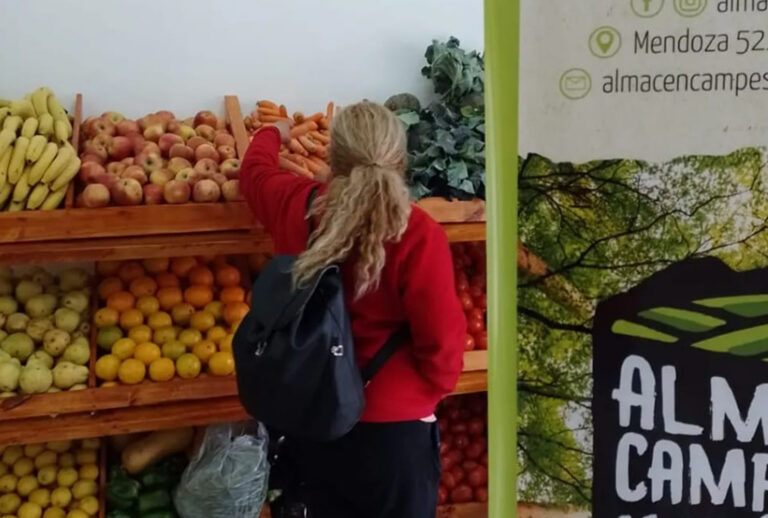 Almacén campesino indígena