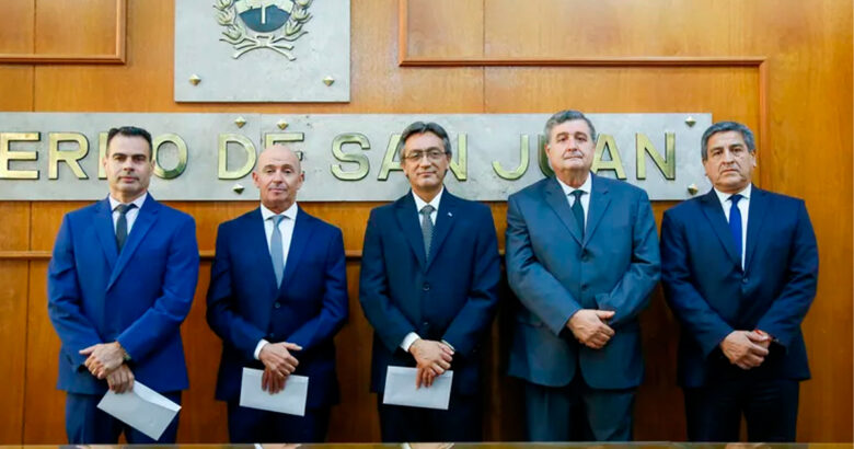 La plana mayor del Tribunal de Cuentas de San Juan