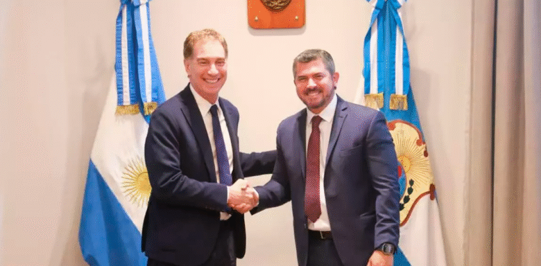 Marcelo Orrego y Diego Santilli durante una reunión en Casa de Gobierno de San Juan